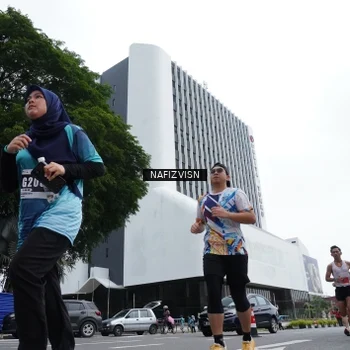 Runner Photo 8823564