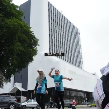 Runner Photo 8823601
