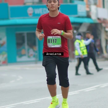 Runner Photo 8823602