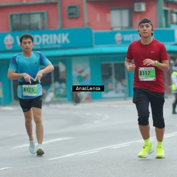 Runner Photo 8823604