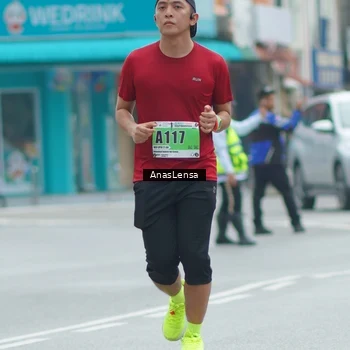 Runner Photo 8823613