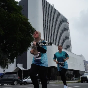 Runner Photo 8823670