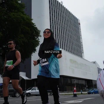Runner Photo 8823671