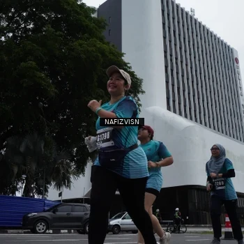 Runner Photo 8823702