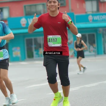 Runner Photo 8823731