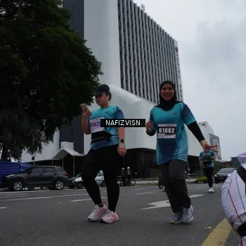 Runner Photo 8823732