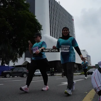 Runner Photo 8823733