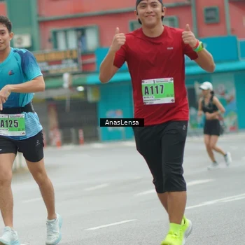 Runner Photo 8823736