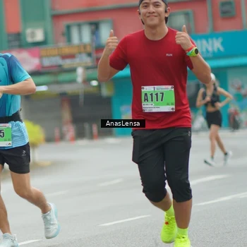 Runner Photo 8823743