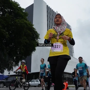 Runner Photo 8823783