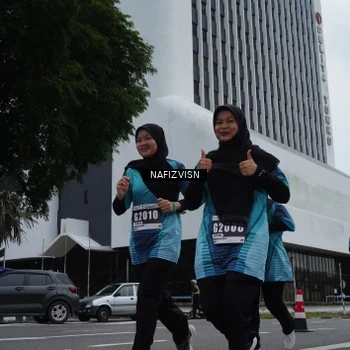 Runner Photo 8823789