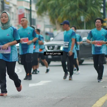 Runner Photo 8823795