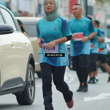 Runner Photo 8823803