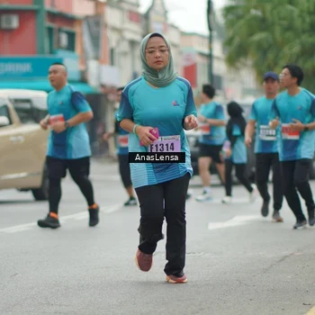 Runner Photo 8823811