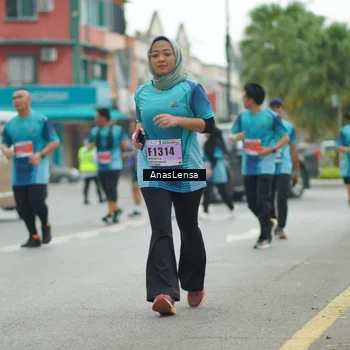 Runner Photo 8823849