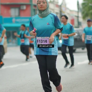 Runner Photo 8823852