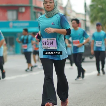 Runner Photo 8823881