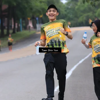 Runner Photo 8823971