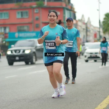 Runner Photo 8823992