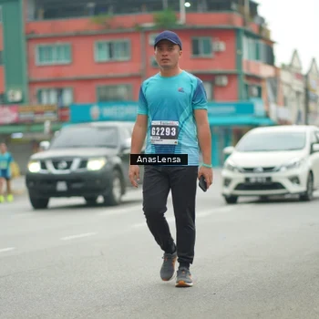 Runner Photo 8824000