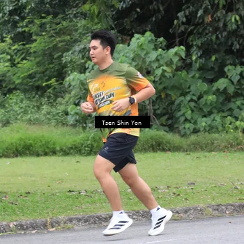 Runner Photo 8824004