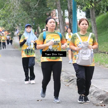 Runner Photo 8824017