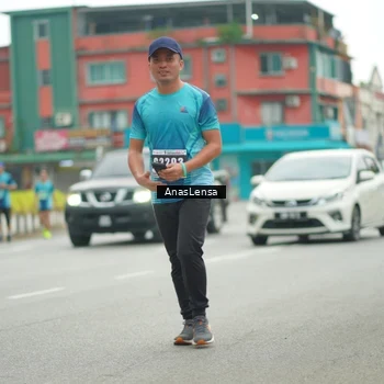 Runner Photo 8824049