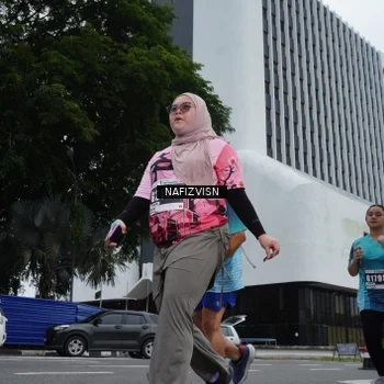 Runner Photo 8824080
