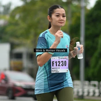 Runner Photo 8824100