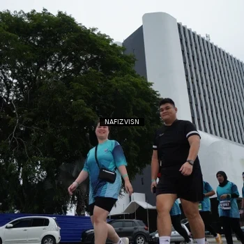 Runner Photo 8824109