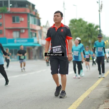 Runner Photo 8824110