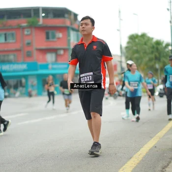Runner Photo 8824119