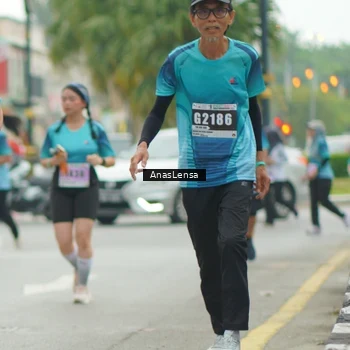 Runner Photo 8824124