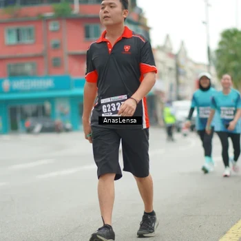Runner Photo 8824129