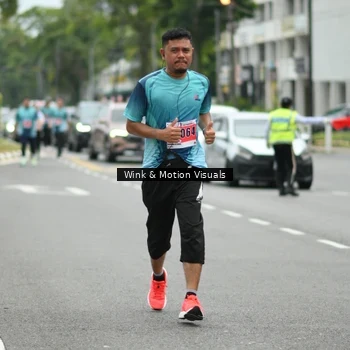 Runner Photo 8824133