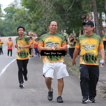 Runner Photo 8824167
