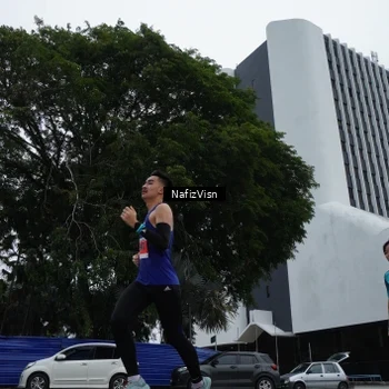 Runner Photo 8824175