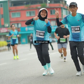 Runner Photo 8824205