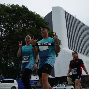 Runner Photo 8824253