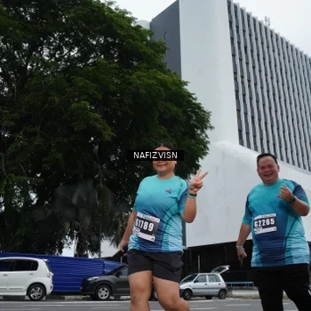 Runner Photo 8824273