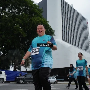 Runner Photo 8824274