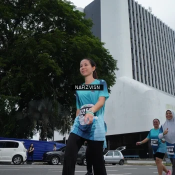 Runner Photo 8824275