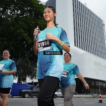 Runner Photo 8824280