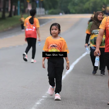 Runner Photo 8824281