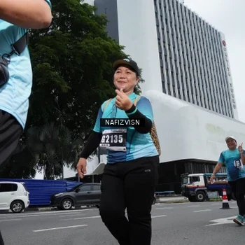 Runner Photo 8824296