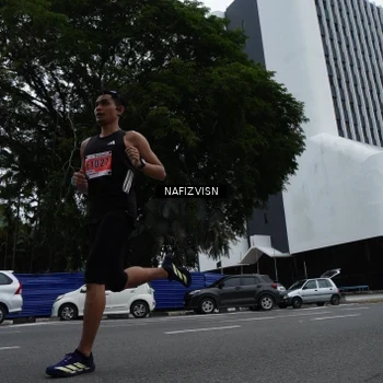 Runner Photo 8824313