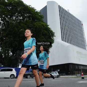 Runner Photo 8824320