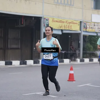 Runner Photo 8824339