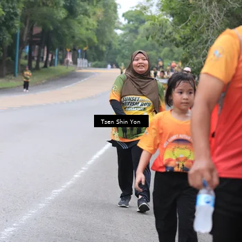 Runner Photo 8824351