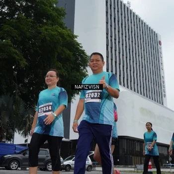 Runner Photo 8824353
